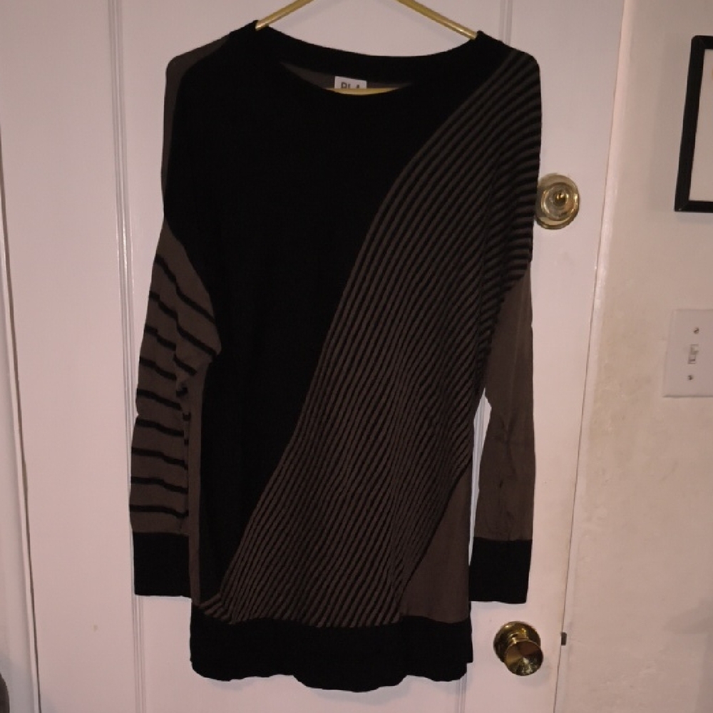 PLANET | Elegant Black and Brown Striped Sweater